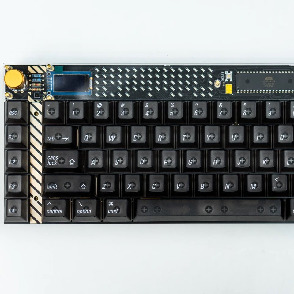 Lele76Y2K Bare Board Mechanisc – Esports And Gaming Industry Bewertung und Preis